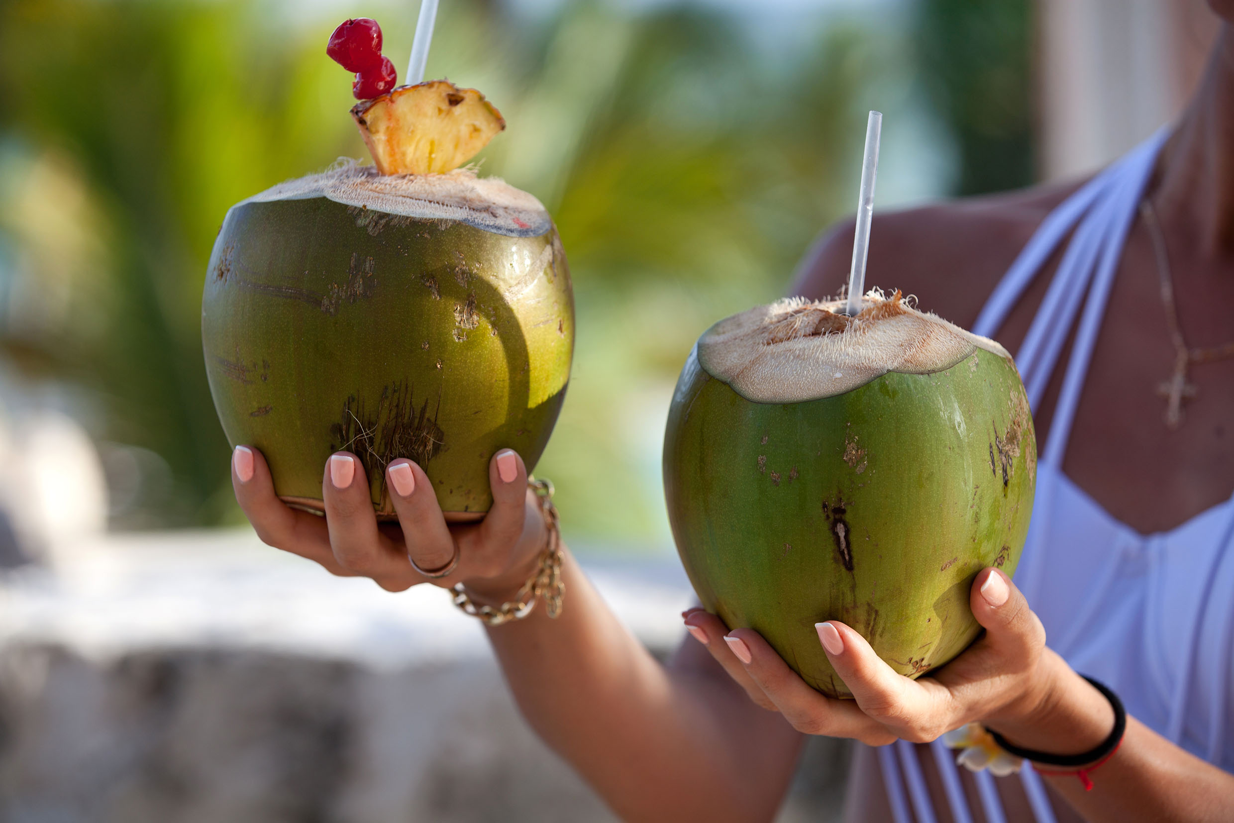 Польза кокоса для организма женщины